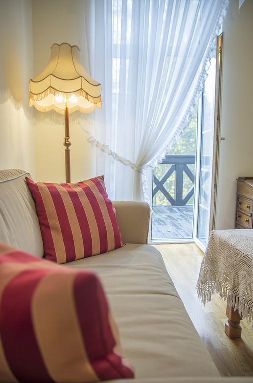 Szwajcarka Willa Z Sauna I Jacuzzi Kudowa-Zdrój Habitación foto